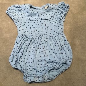 Kate Quinn baby outfit
